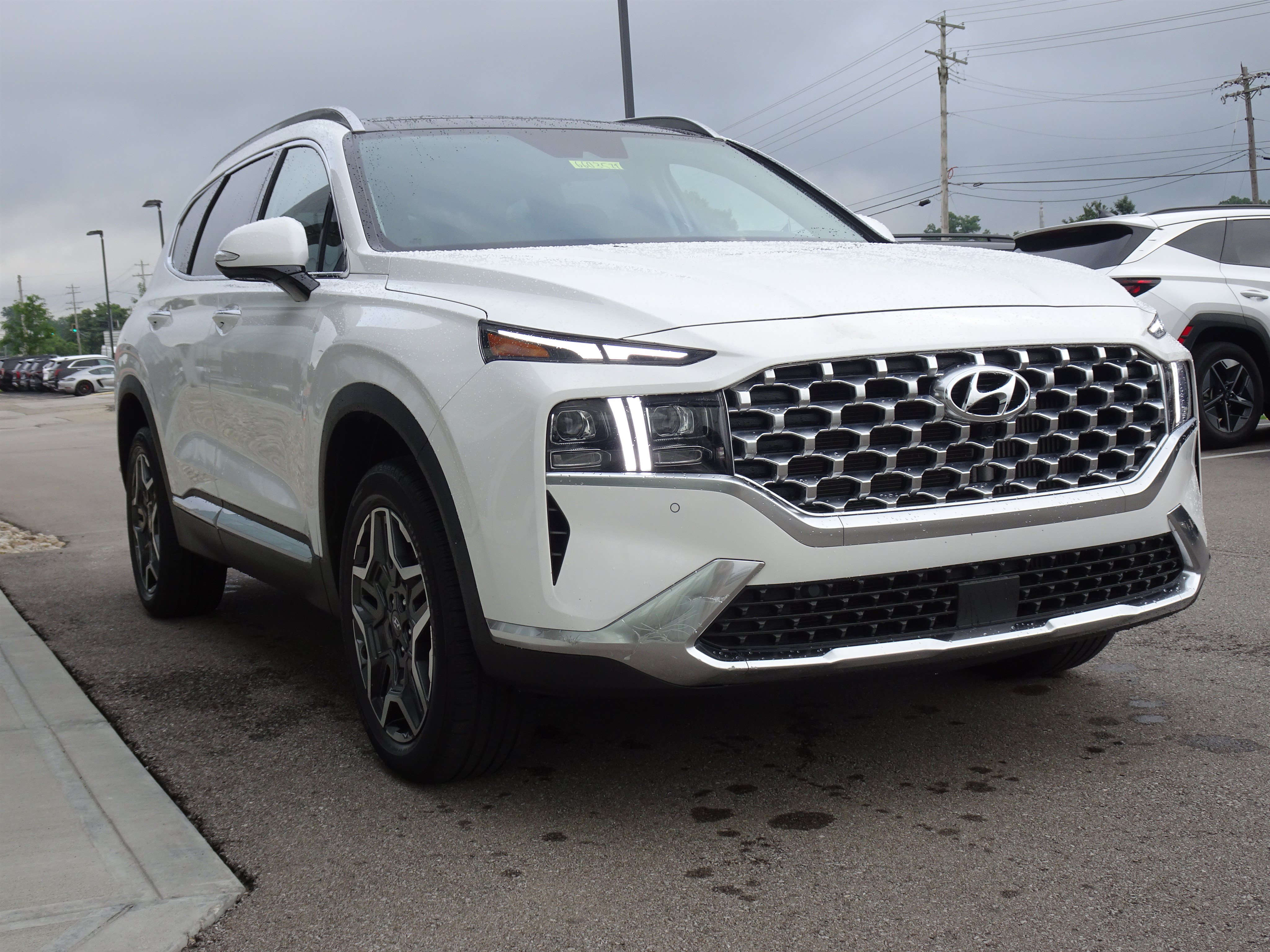Used 2023 Hyundai Santa Fe Limited AWD/4WD image 6