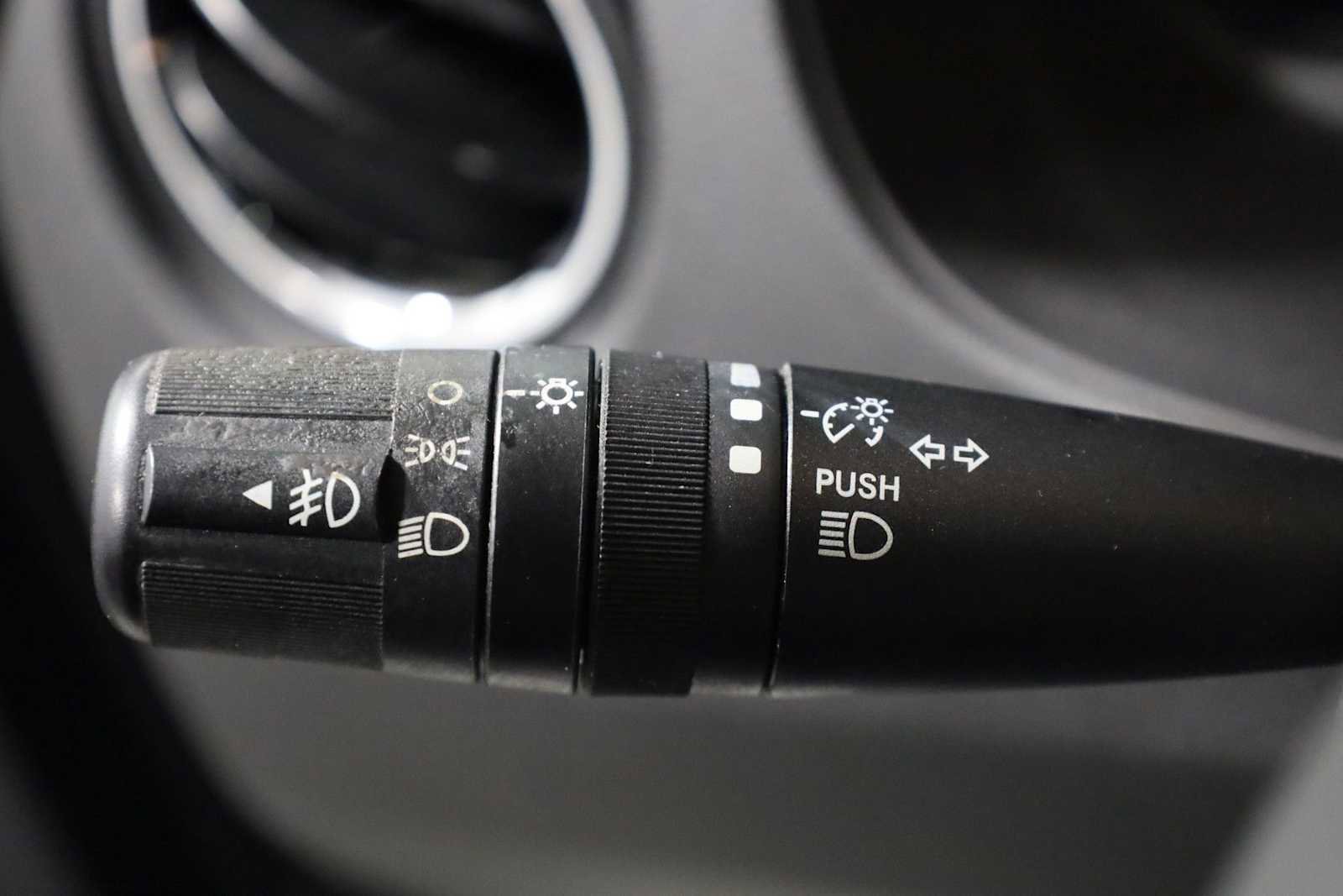 Used 2014 Jeep Patriot Latitude w/ Sun/Sound Group image 28