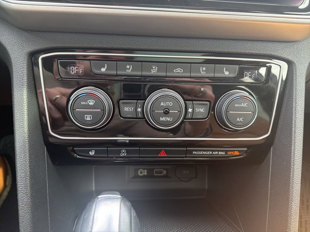 Used 2018 Volkswagen Atlas SEL Premium image 20