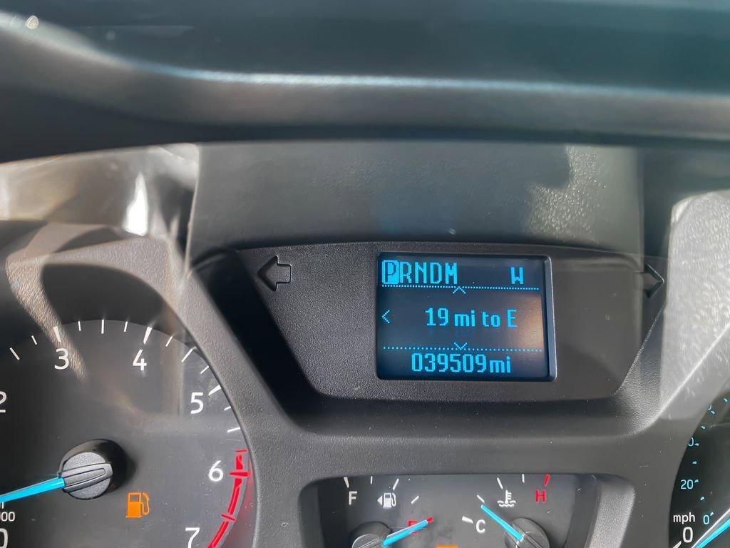 Used 2018 Ford Transit 150 XLT image 18