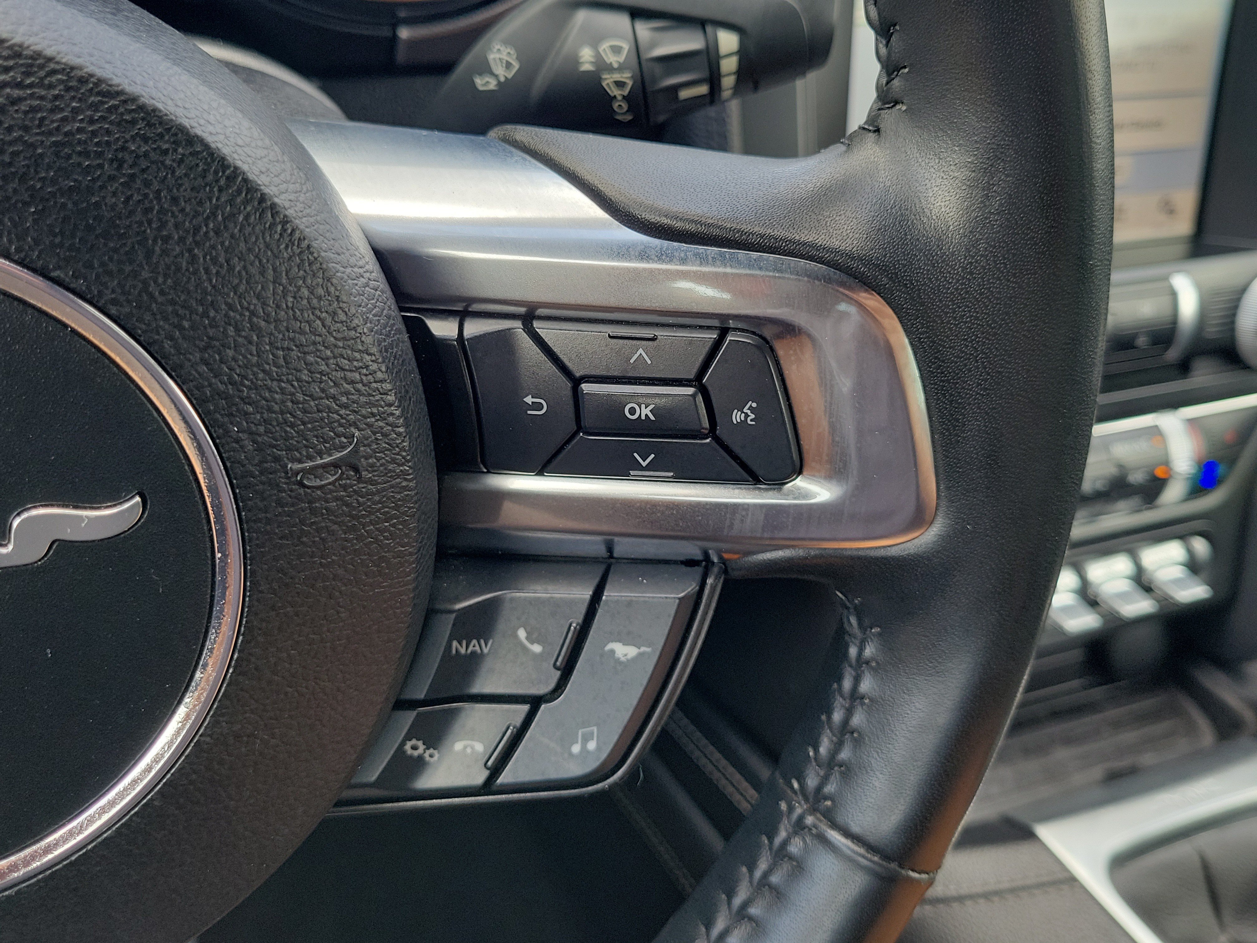 Used 2019 Ford Mustang GT Premium w/ Equipment Group 401A RWD image 18