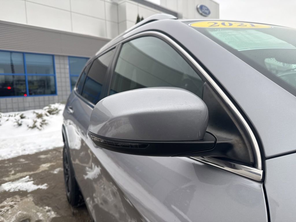 Used 2021 Jeep Cherokee Latitude Lux image 10