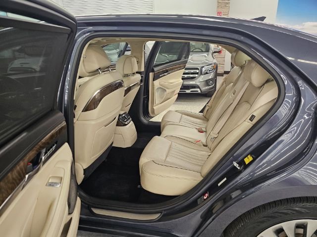 Used 2017 Genesis G90 5.0 Ultimate image 31