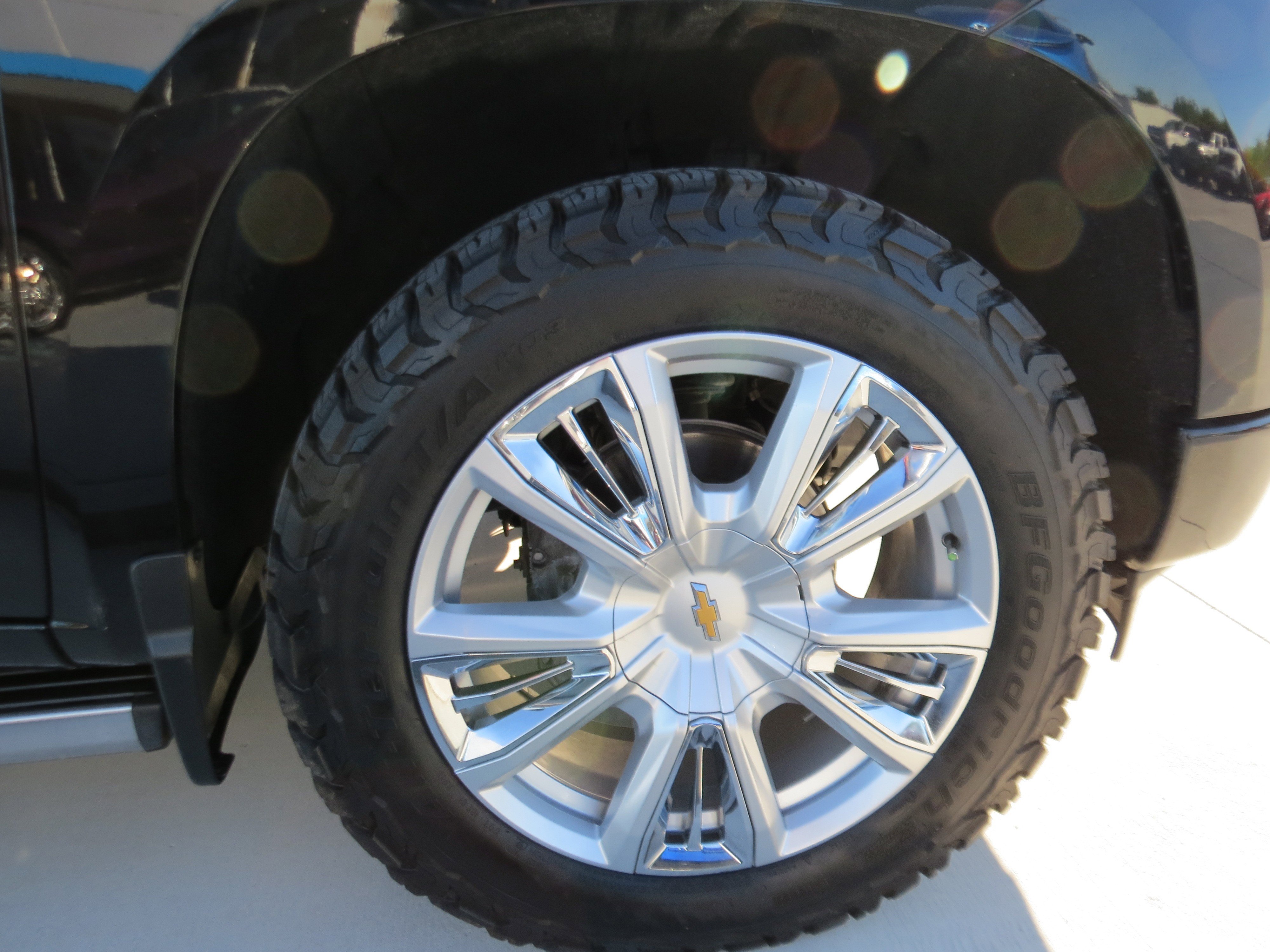 Certified 2022 Chevrolet Silverado 1500 High Country w/ High Country Premium Package AWD/4WD image 10