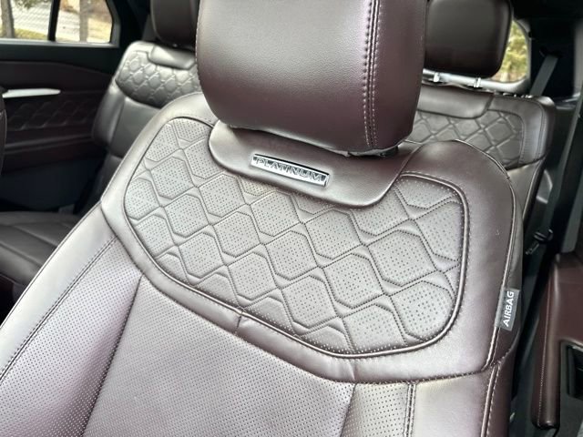 Used 2025 Ford Explorer Platinum w/ Ultimate Package image 44