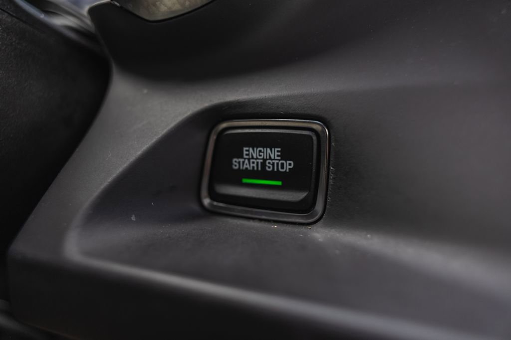 Used 2023 Chevrolet Camaro LT image 17