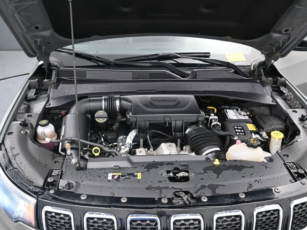 Used 2024 Jeep Compass Limited image 15