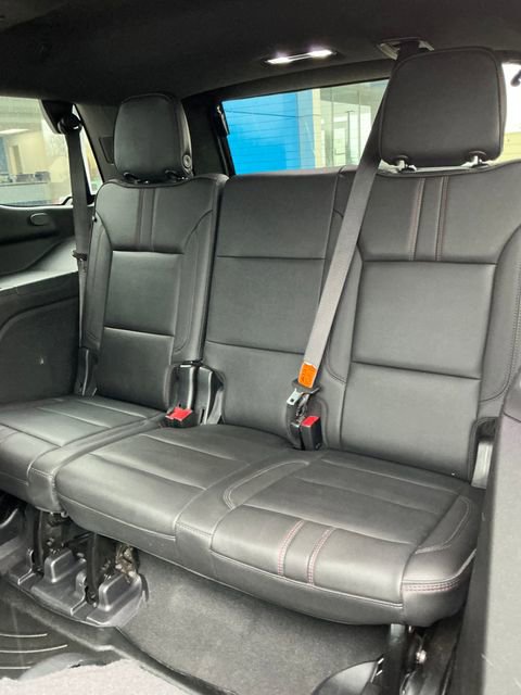 Used 2022 Chevrolet Tahoe RST w/ Luxury Package AWD/4WD image 13