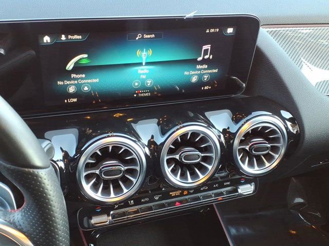 Certified 2022 Mercedes-Benz GLA 250 image 5