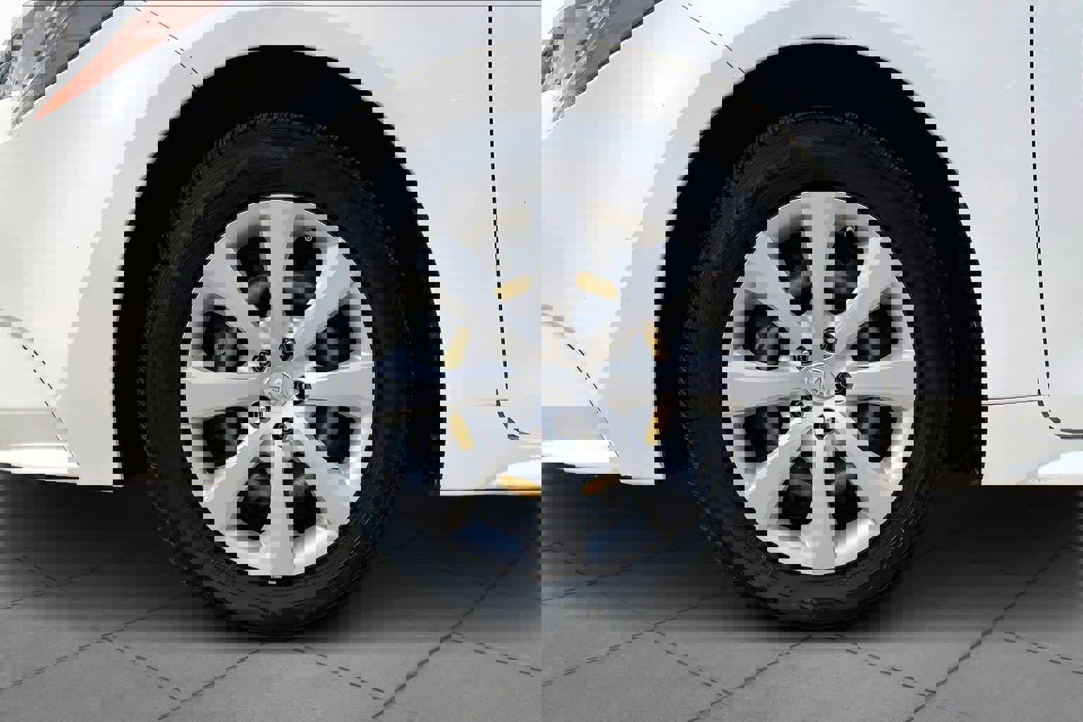 Used 2022 Toyota Corolla LE image 11