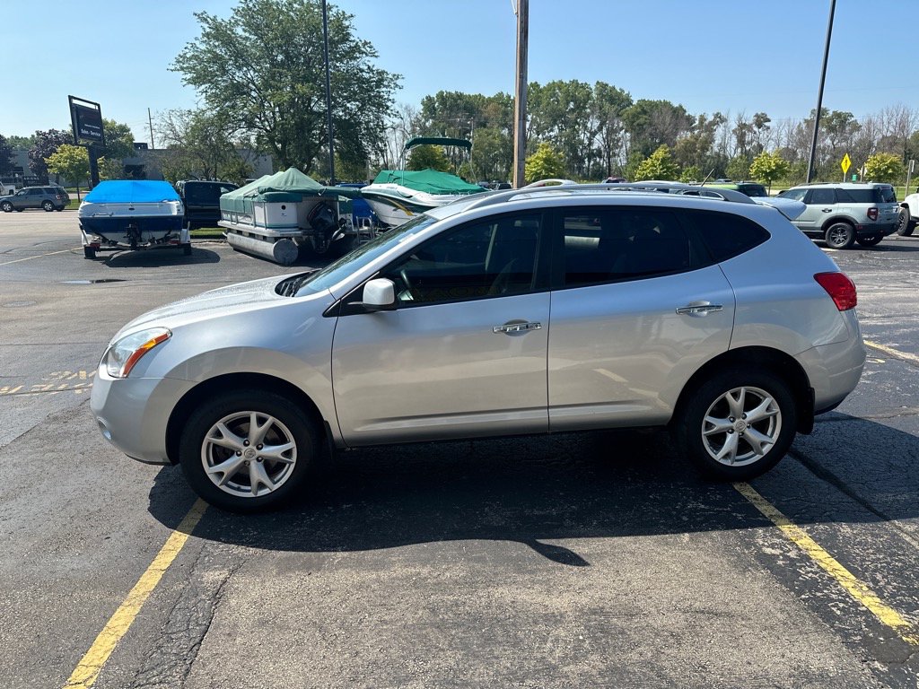 Used 2010 Nissan Rogue SL w/ Premium Pkg FWD image 2