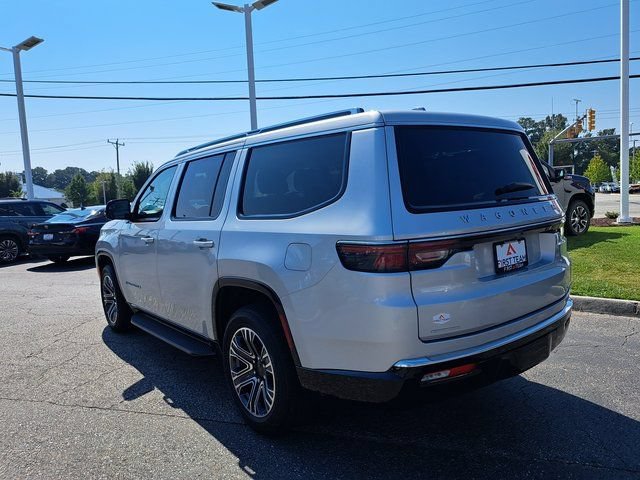 Used 2023 Jeep Wagoneer Series II w/ Rear Seat Video Group 1 AWD/4WD image 10