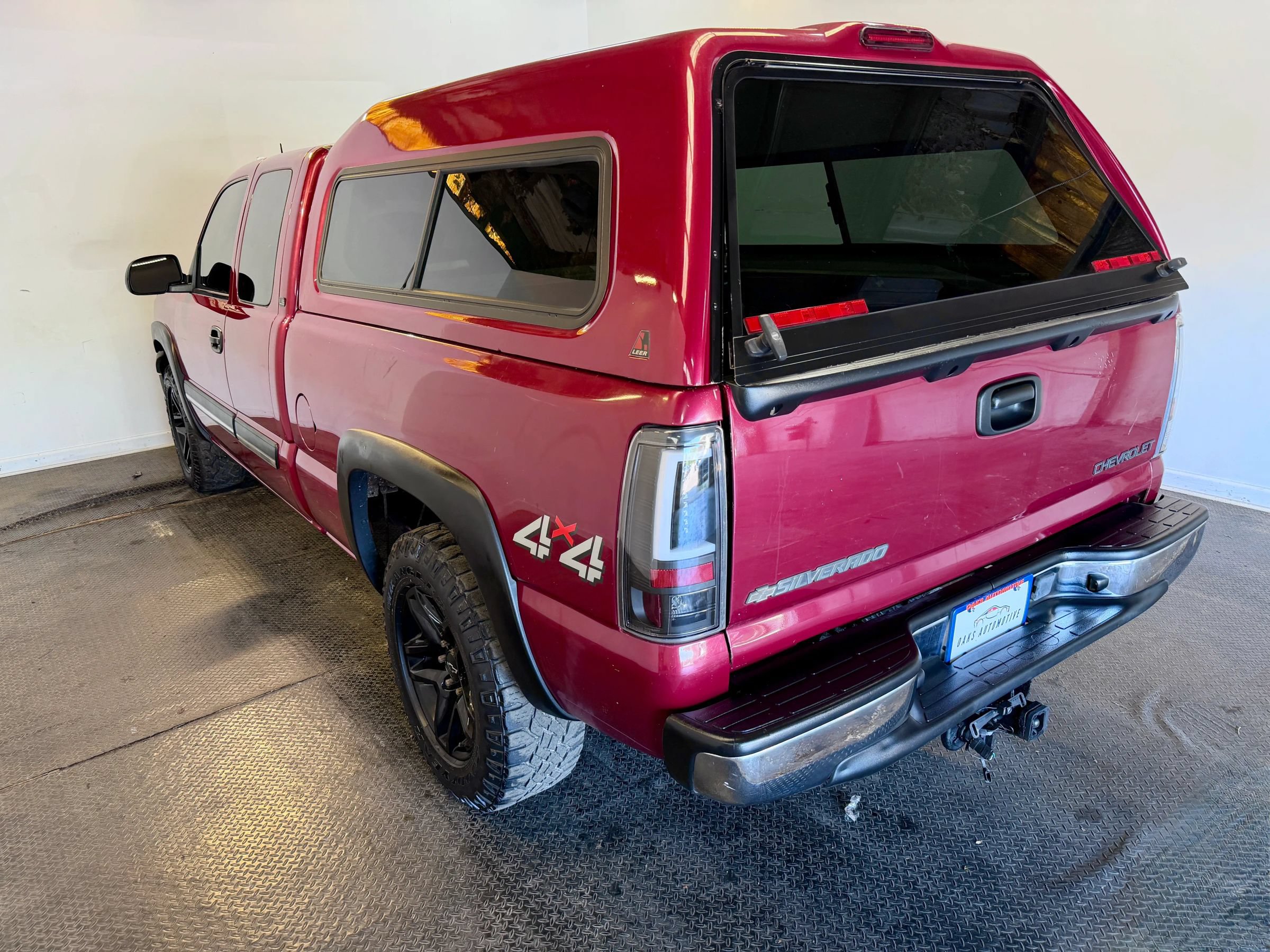 Used 2005 Chevrolet Silverado 1500 LS w/ Light Duty Power Package AWD/4WD image 5