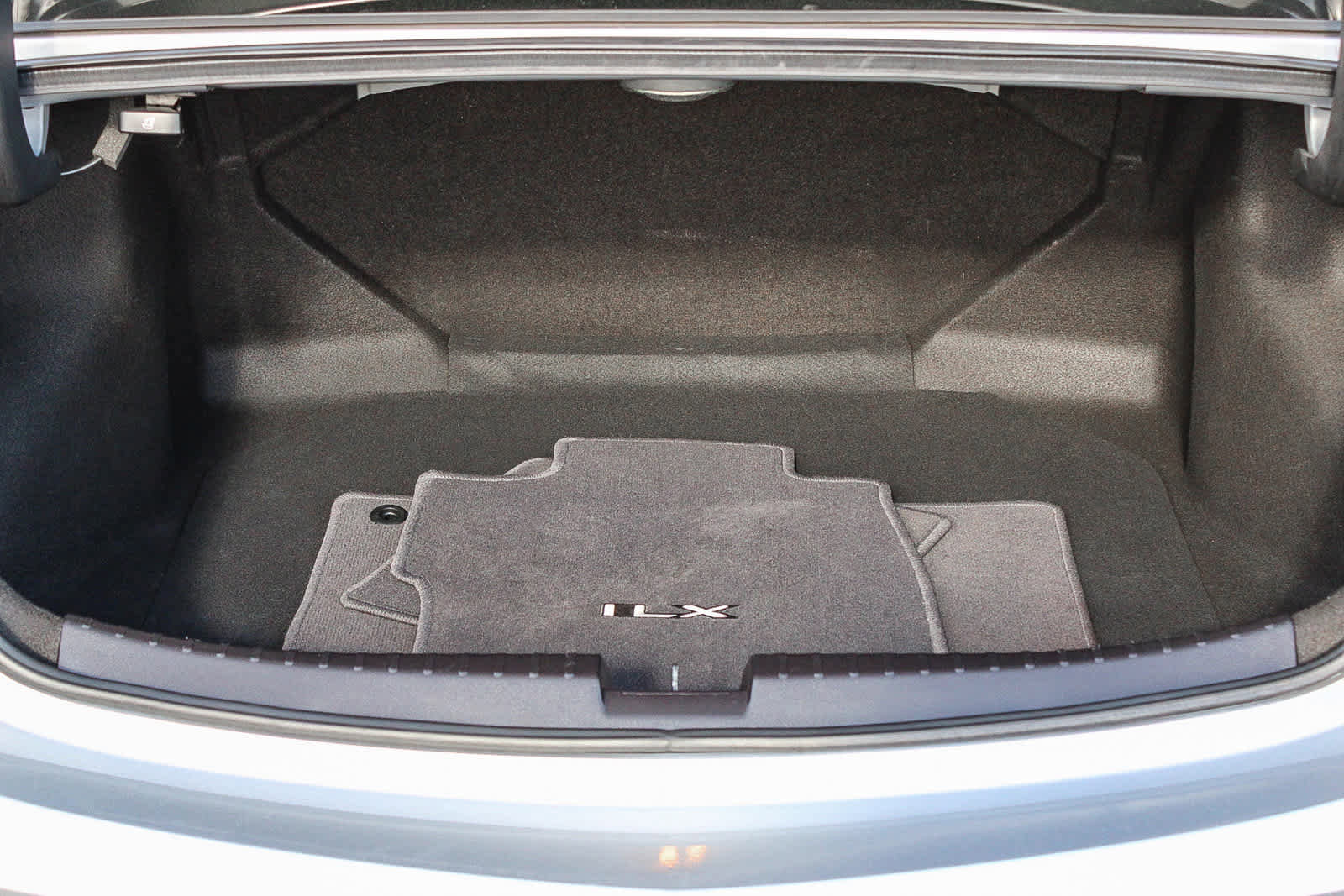 Used 2020 Acura ILX w/ Premium Package image 24