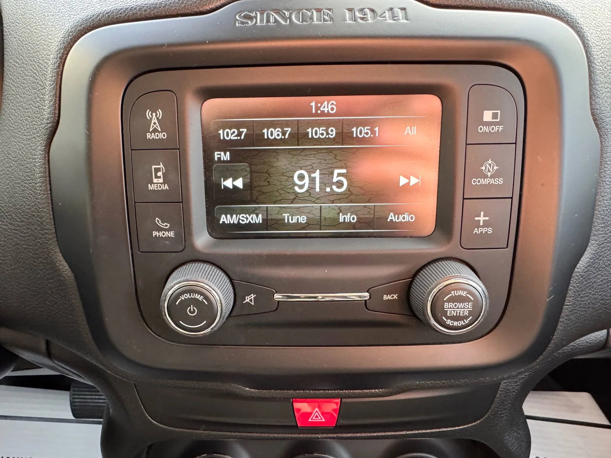 Used 2016 Jeep Renegade Trailhawk image 25