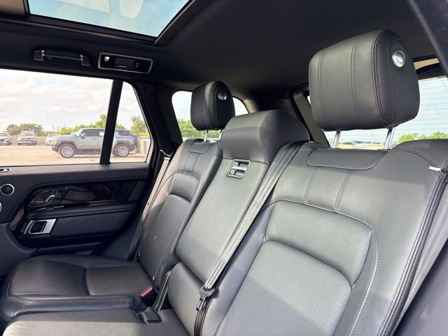 Used 2019 Land Rover Range Rover HSE image 13