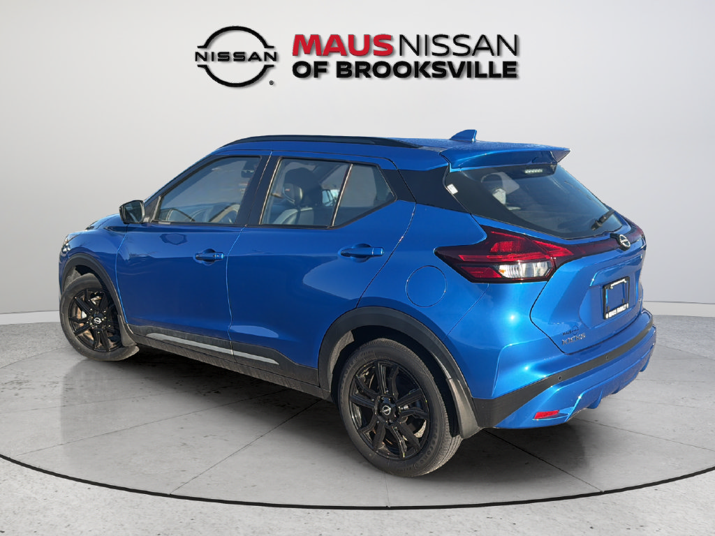 Certified 2024 Nissan Kicks SR w/ SR Premium Package FWD image 7