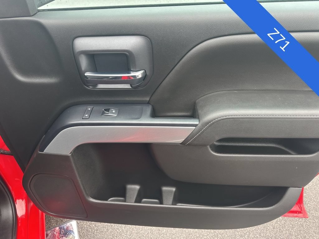 Used 2018 Chevrolet Silverado 1500 LT AWD/4WD image 8