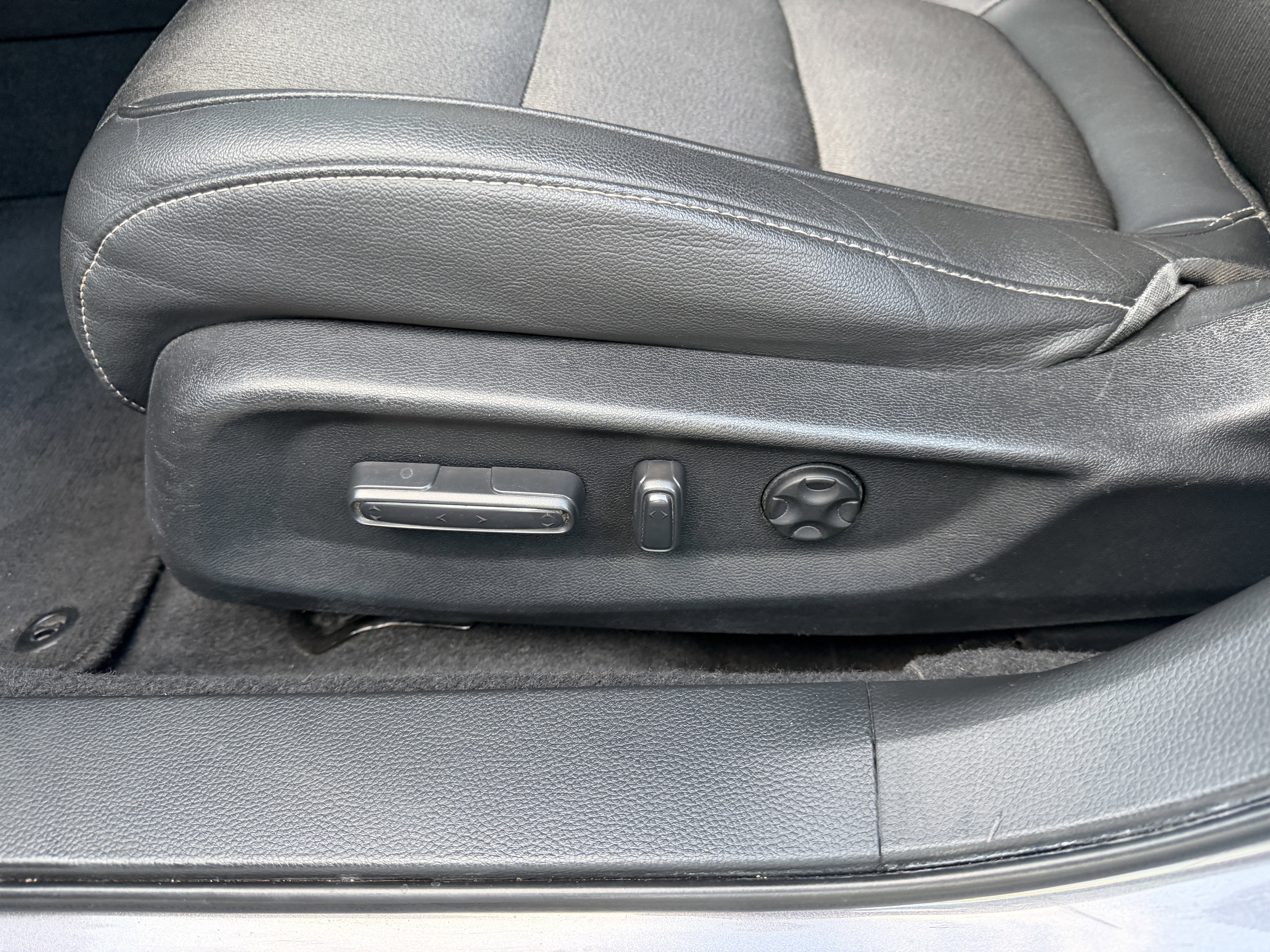 Used 2019 Honda Accord Sport image 18