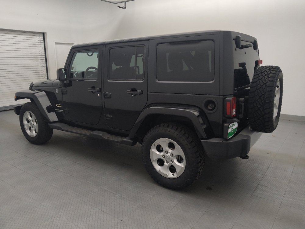 Used 2015 Jeep Wrangler Unlimited Sahara w/ Connectivity Group AWD/4WD image 3