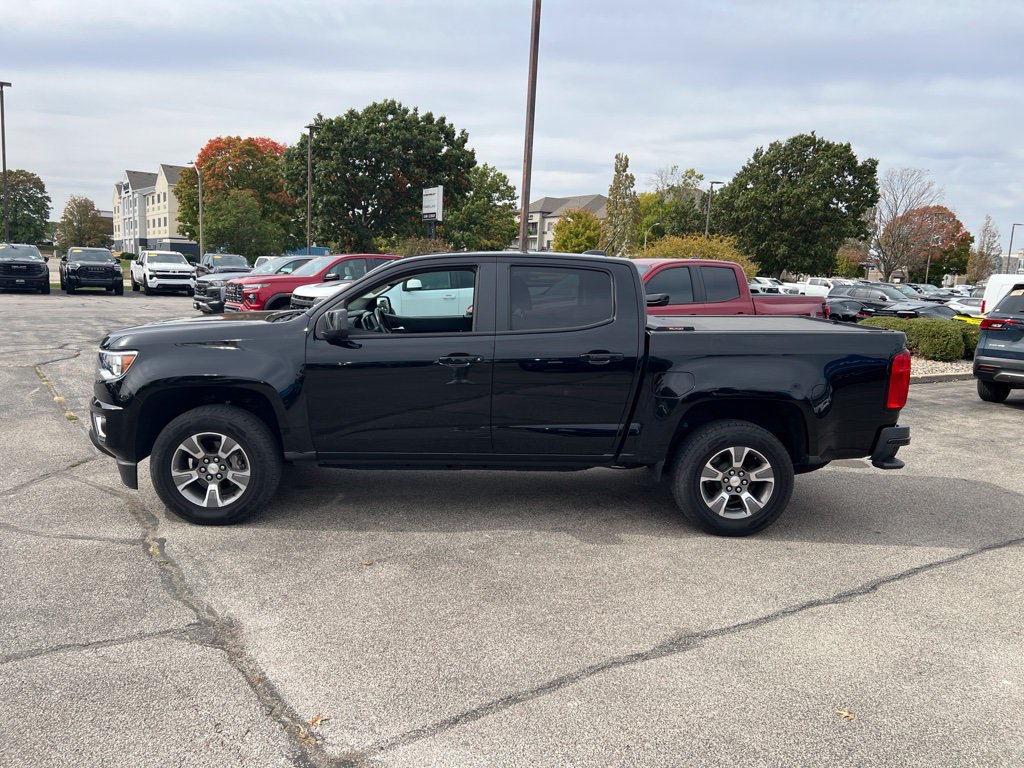 Used 2018 Chevrolet Colorado Z71 AWD/4WD image 3