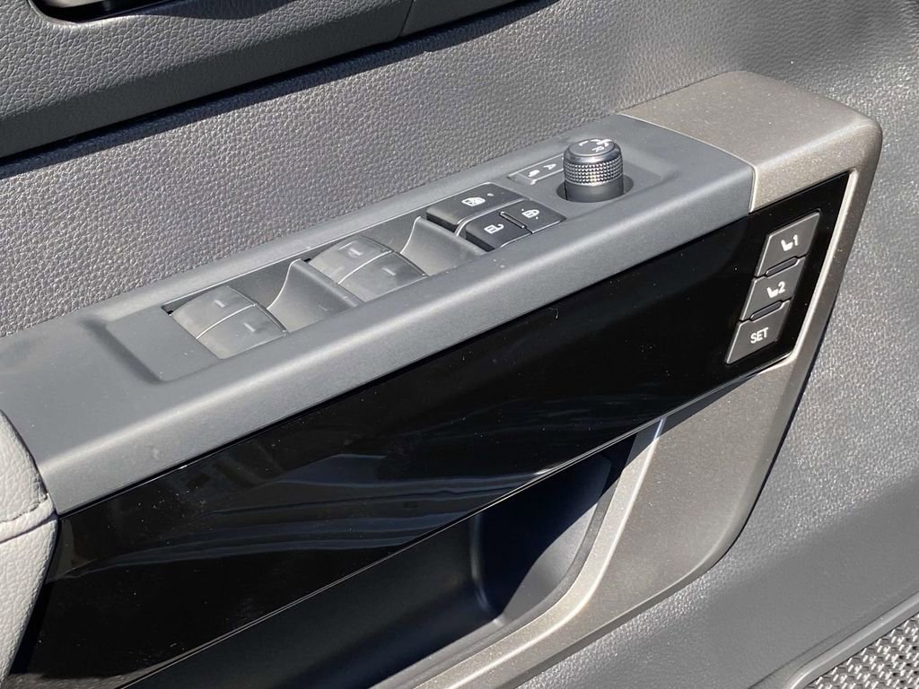 New 2026 Toyota Tundra Limited image 19