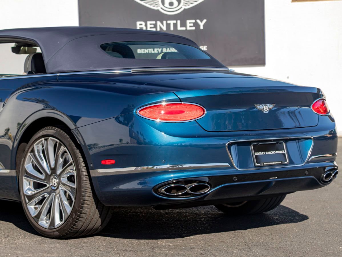 Used 2024 Bentley Continental GT Mulliner AWD/4WD image 16
