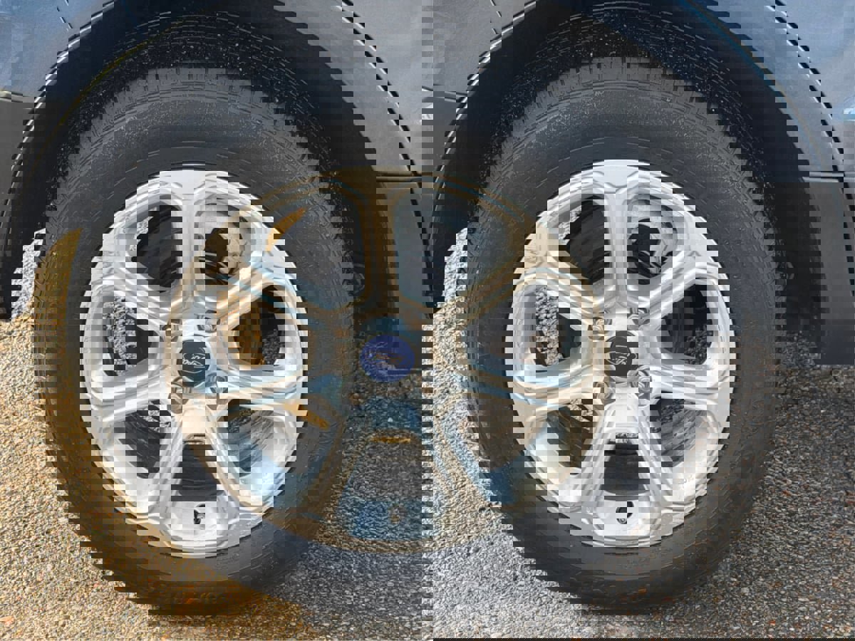 Used 2021 Ford EcoSport SE w/ SE Convenience Package image 21