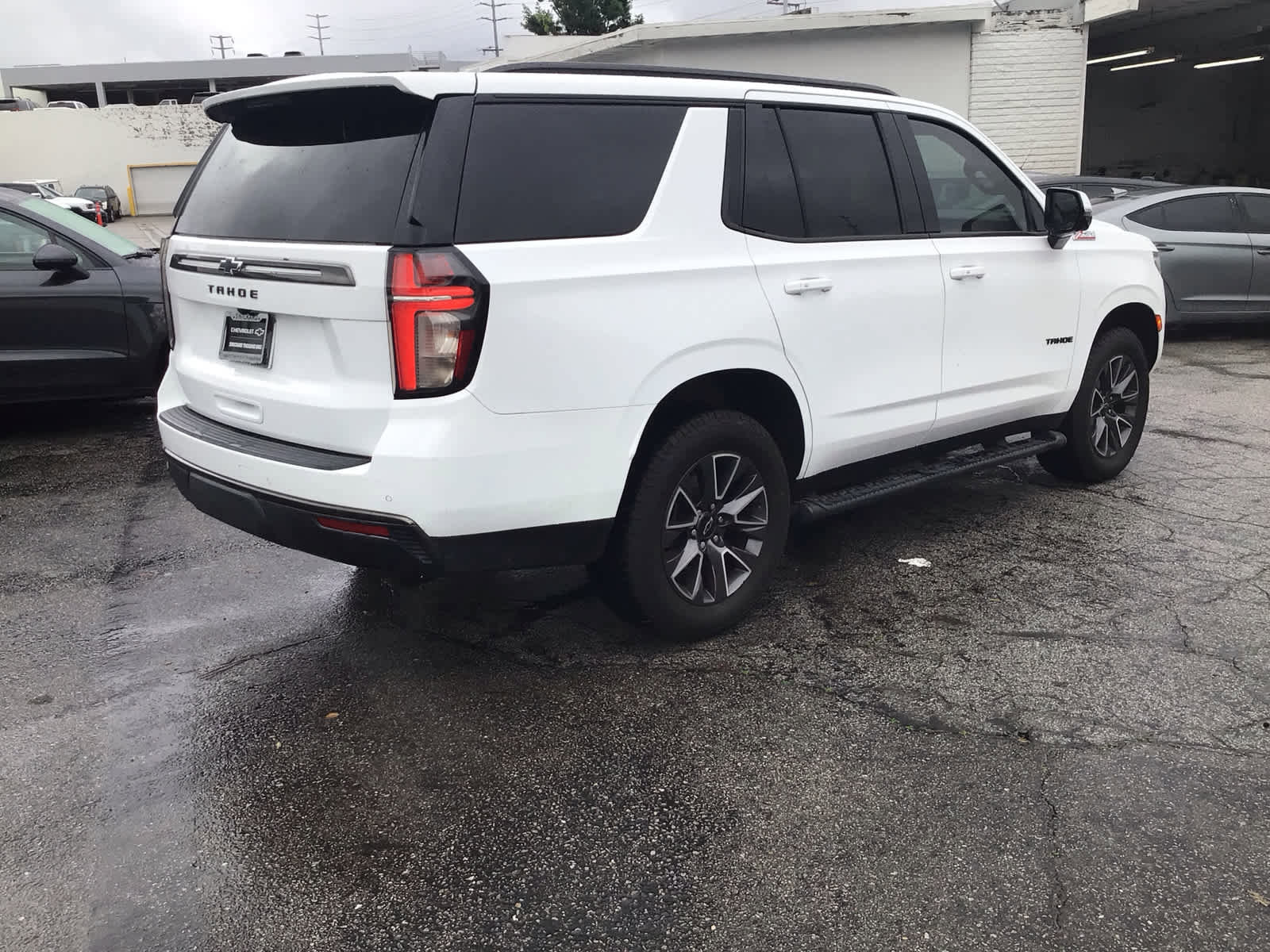 Used 2021 Chevrolet Tahoe Z71 w/ Z71 Off-Road Package image 4