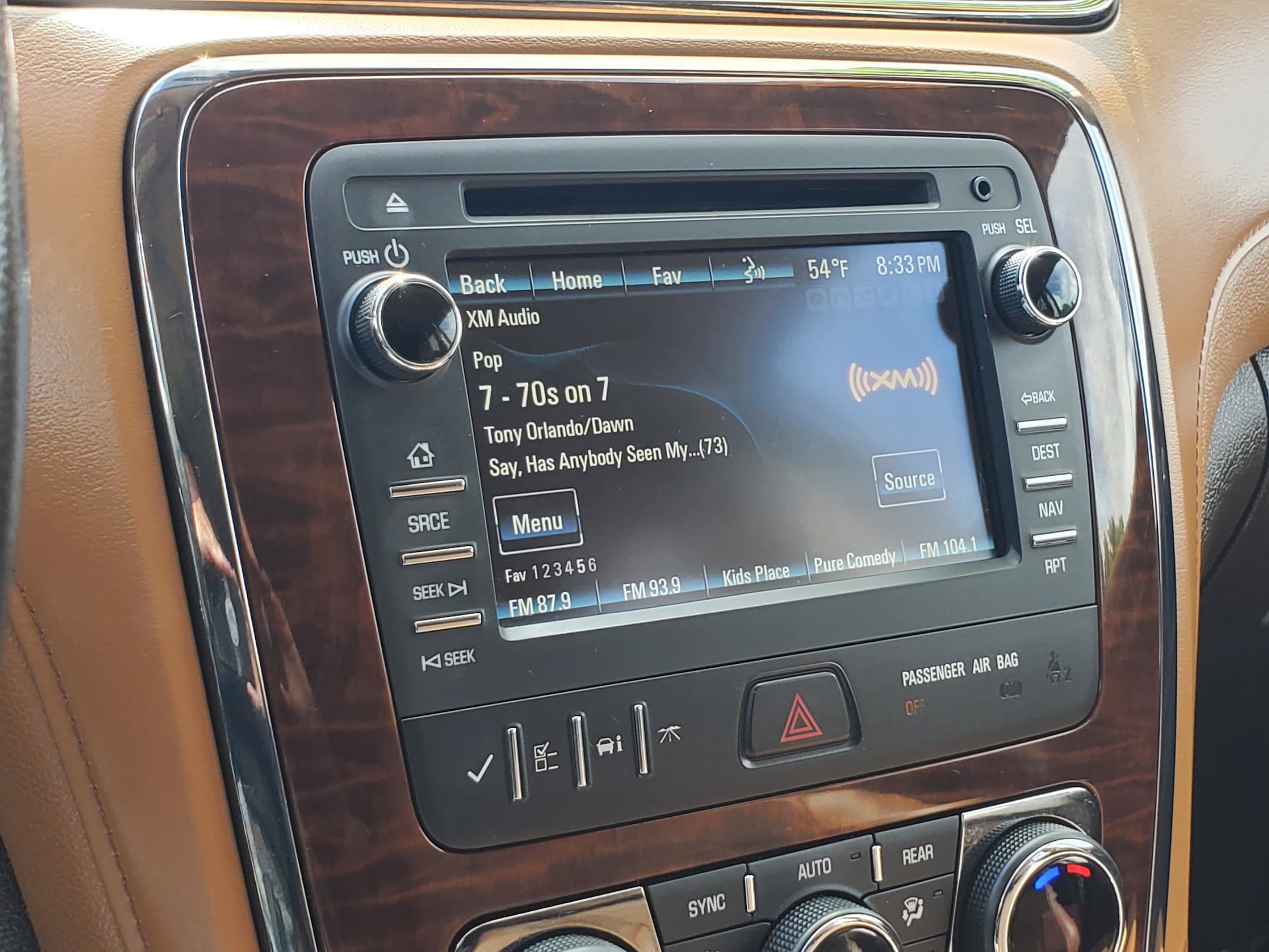 Used 2014 Buick Enclave Leather FWD image 20