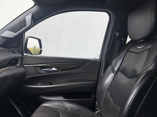 Used 2017 Cadillac Escalade ESV Platinum image 11