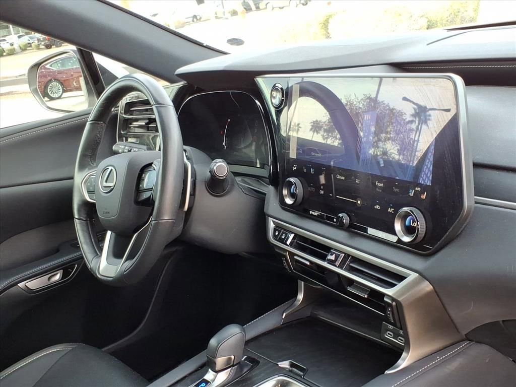 Used 2024 Lexus RX 350 Premium Plus image 16