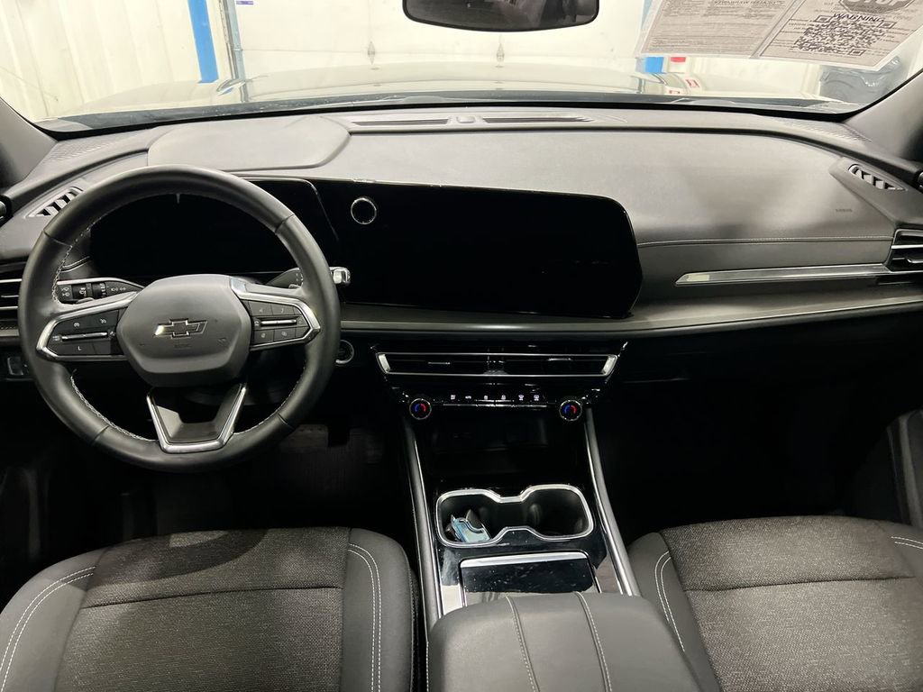 Used 2024 Chevrolet Traverse LS w/ Midnight/Sport Edition image 10