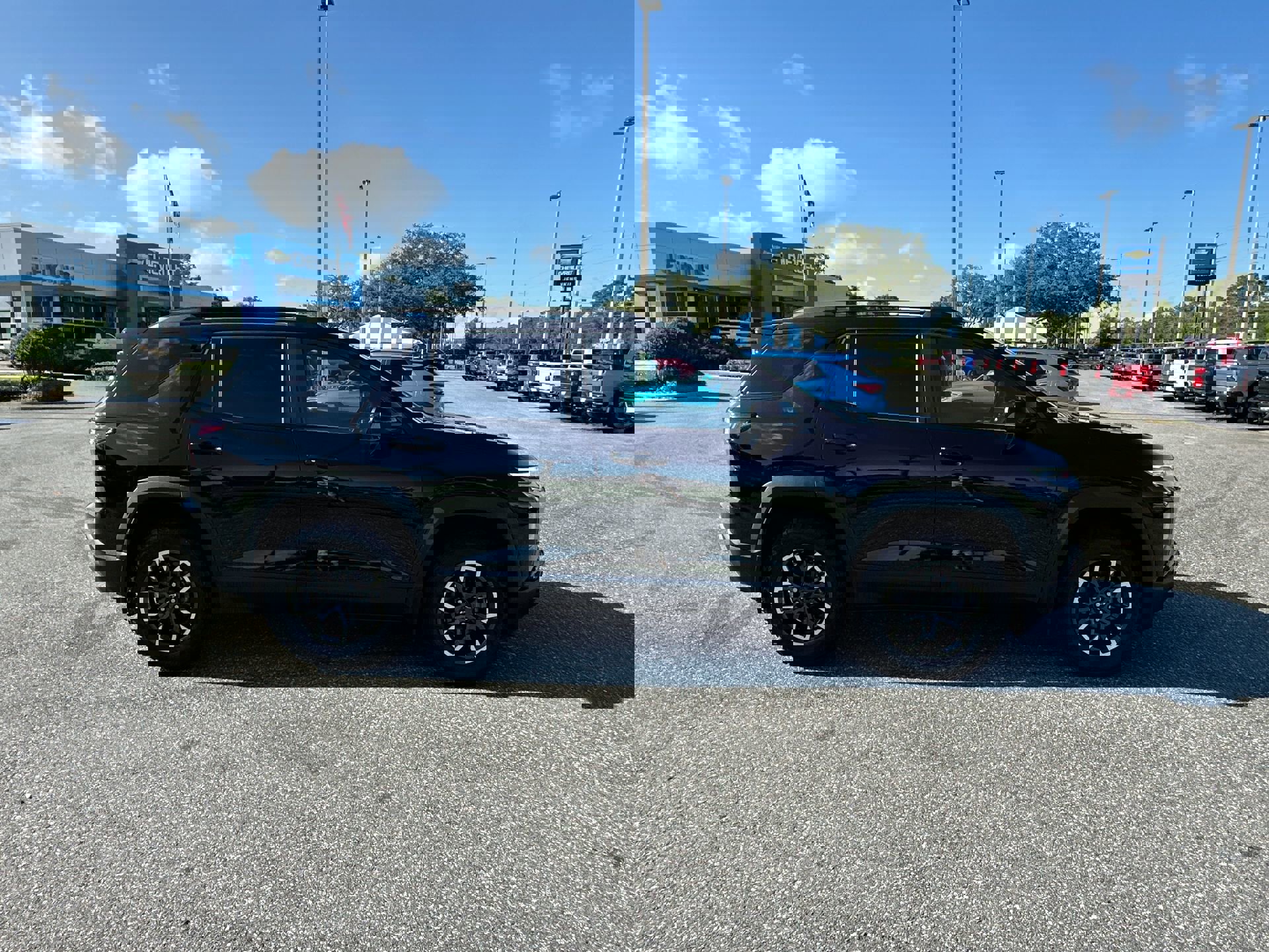 New 2026 Chevrolet Equinox ACTIV w/ Convenience Package III image 3