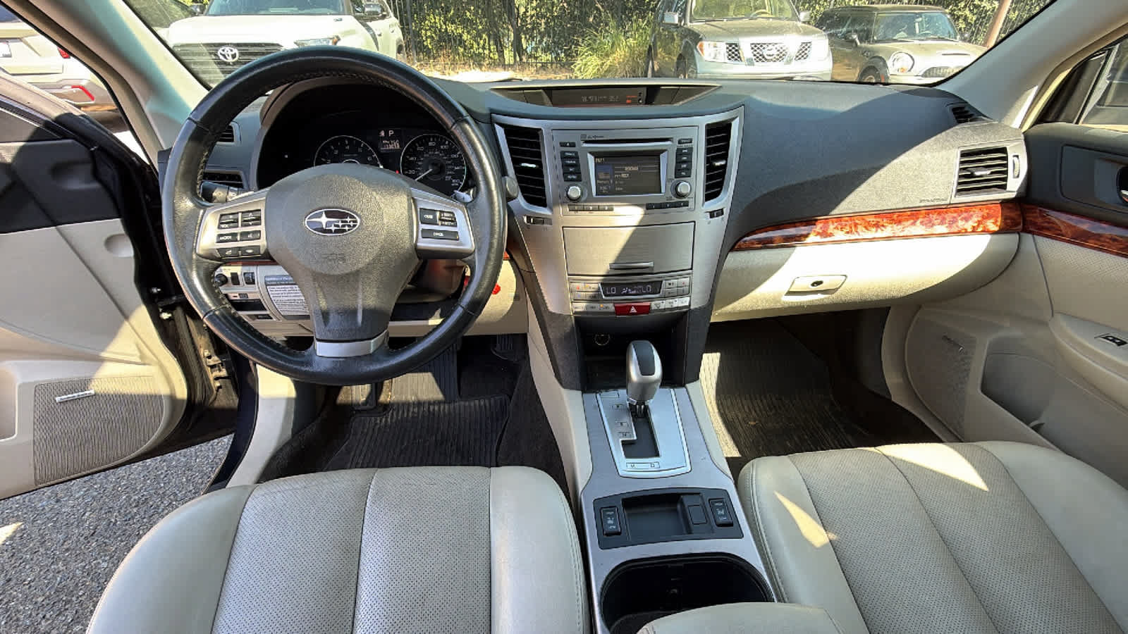Used 2012 Subaru Outback 3.6R Limited w/ Moonroof Pkg AWD/4WD image 18