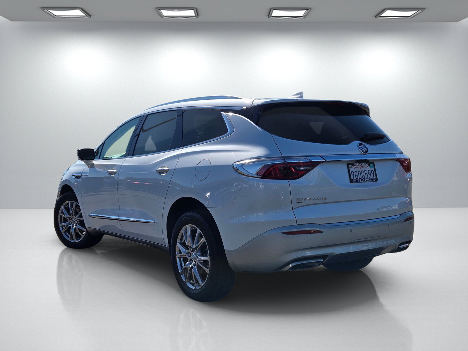Used 2023 Buick Enclave Premium w/ Experience Buick Package AWD/4WD image 6