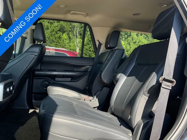 Used 2023 Ford Expedition XLT image 4