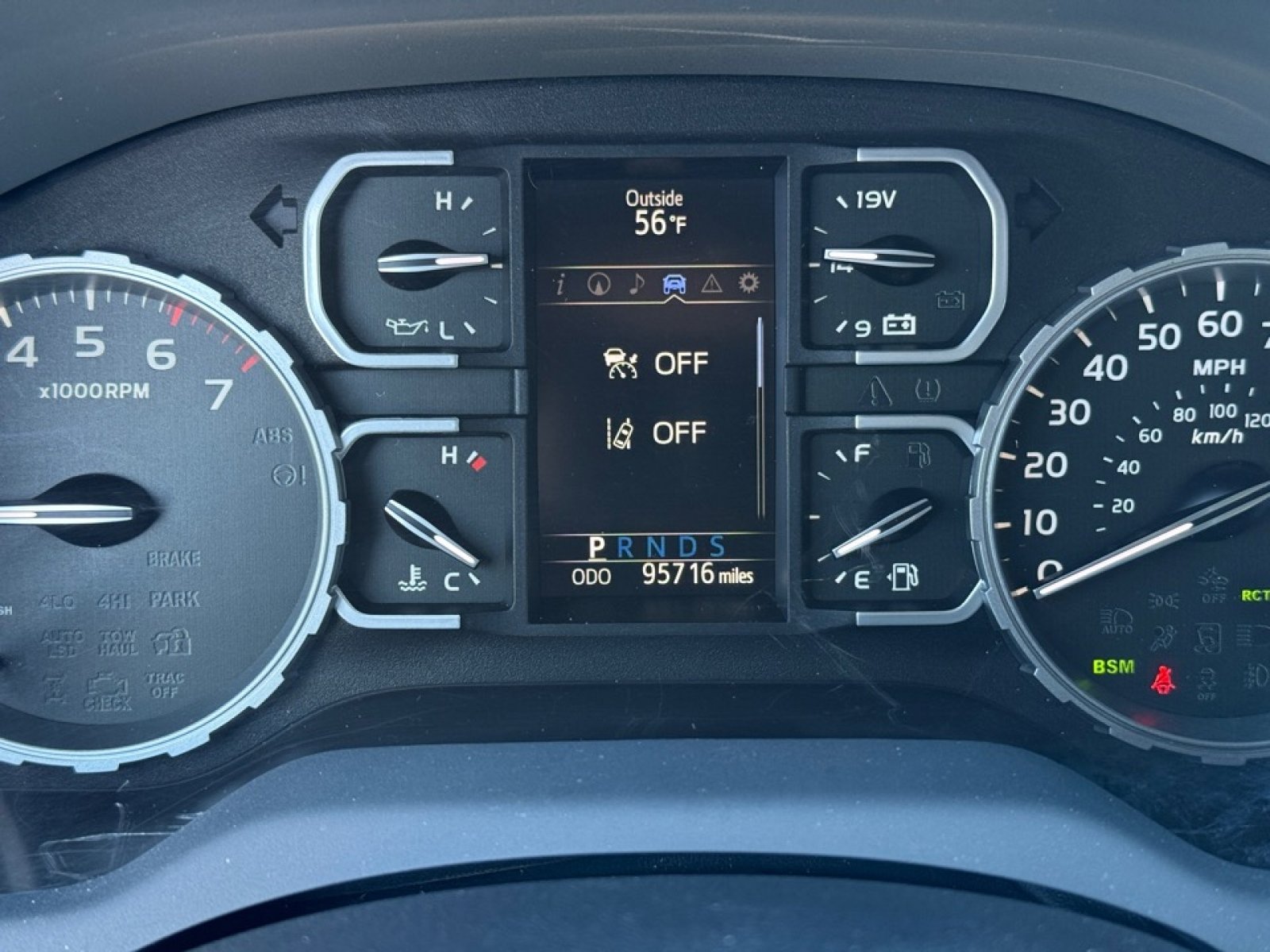 Used 2021 Toyota Tundra Platinum image 22