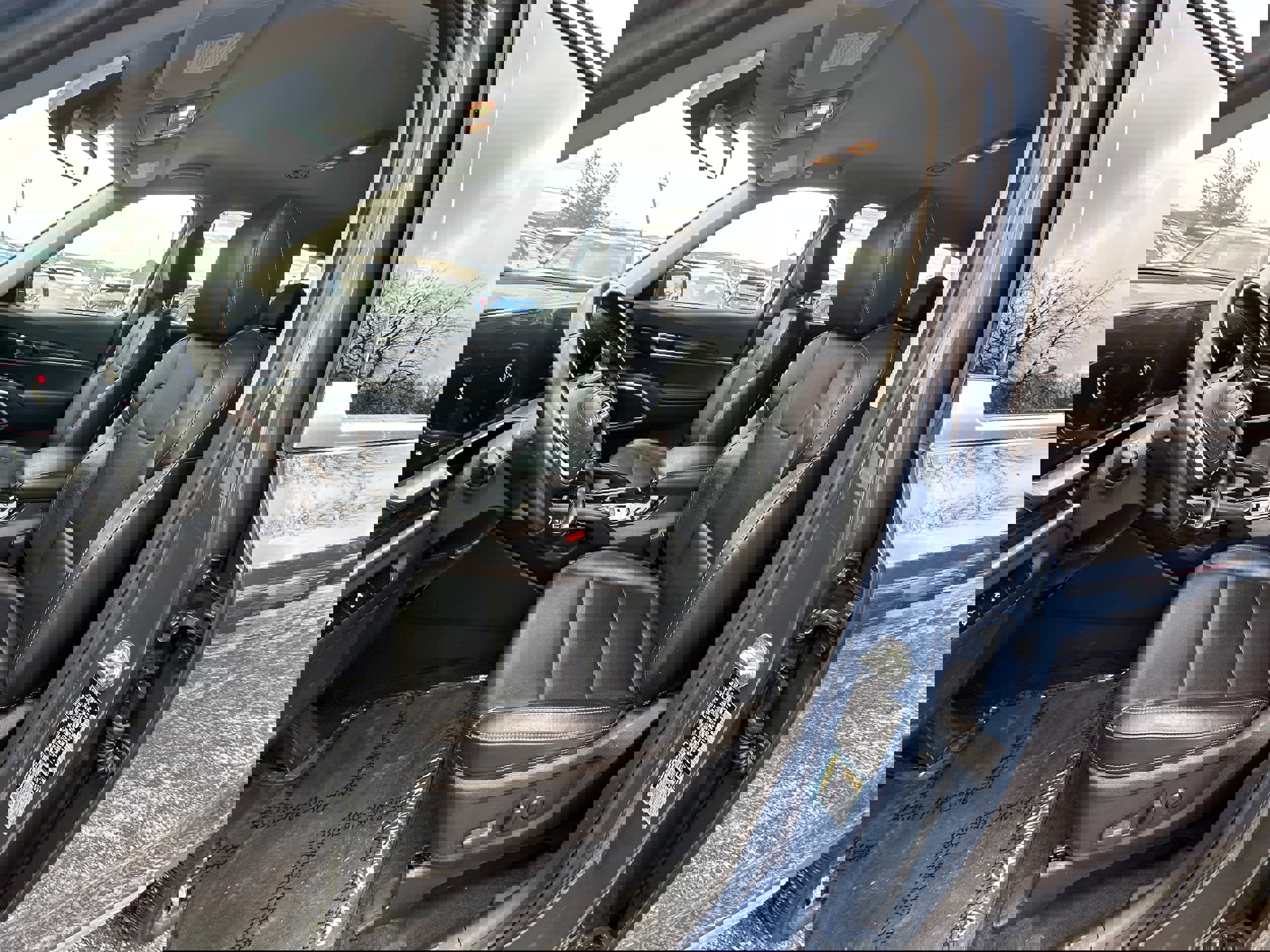 Used 2023 Kia Telluride S image 31