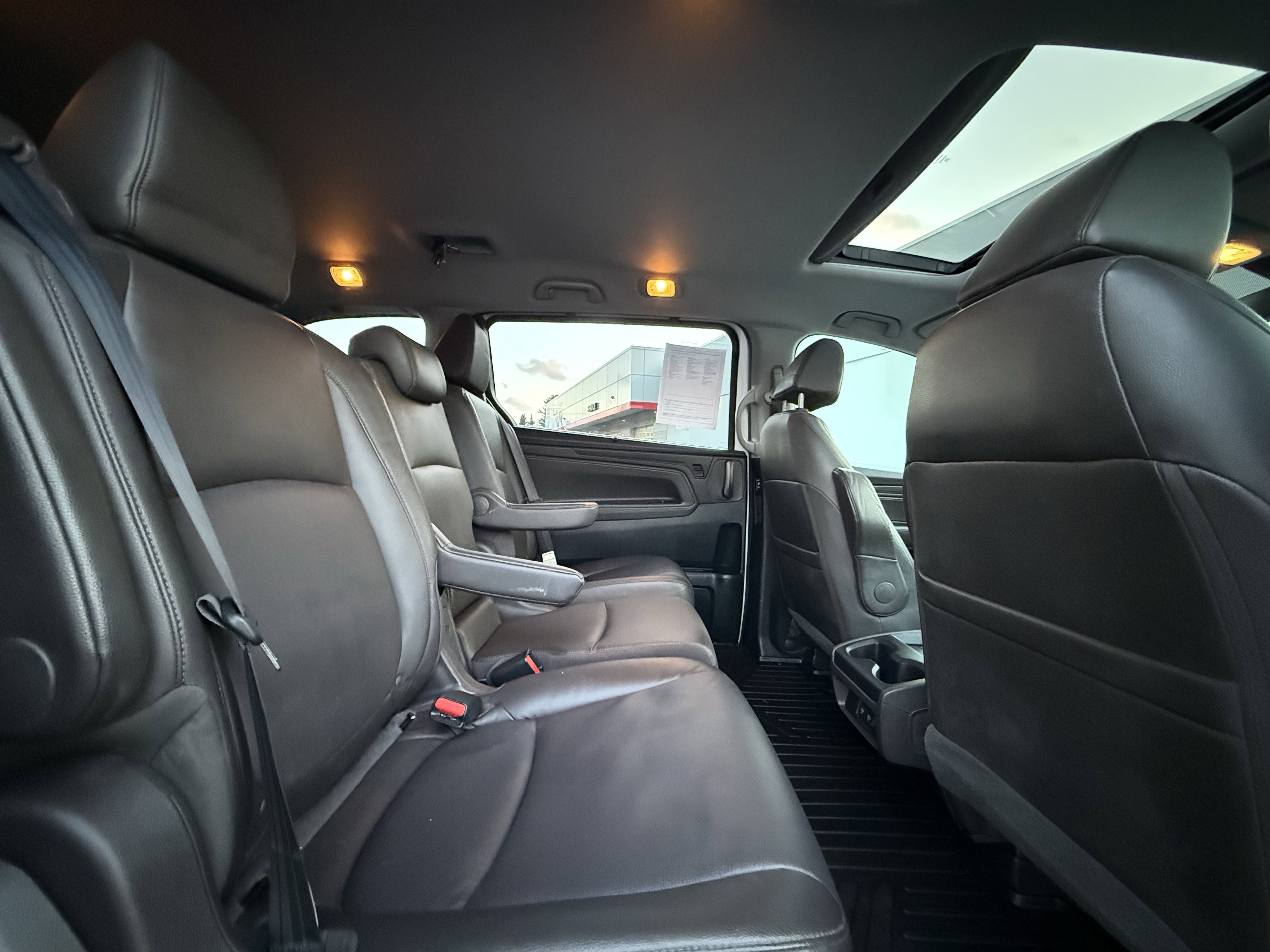 Used 2018 Honda Odyssey EX-L image 34