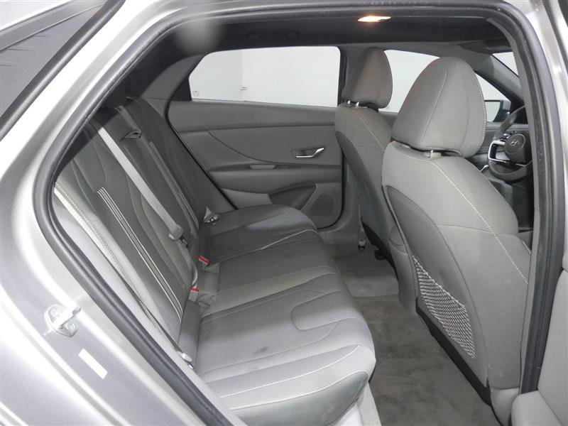 Used 2022 Hyundai Elantra SEL w/ Convenience + Premium Package FWD image 28