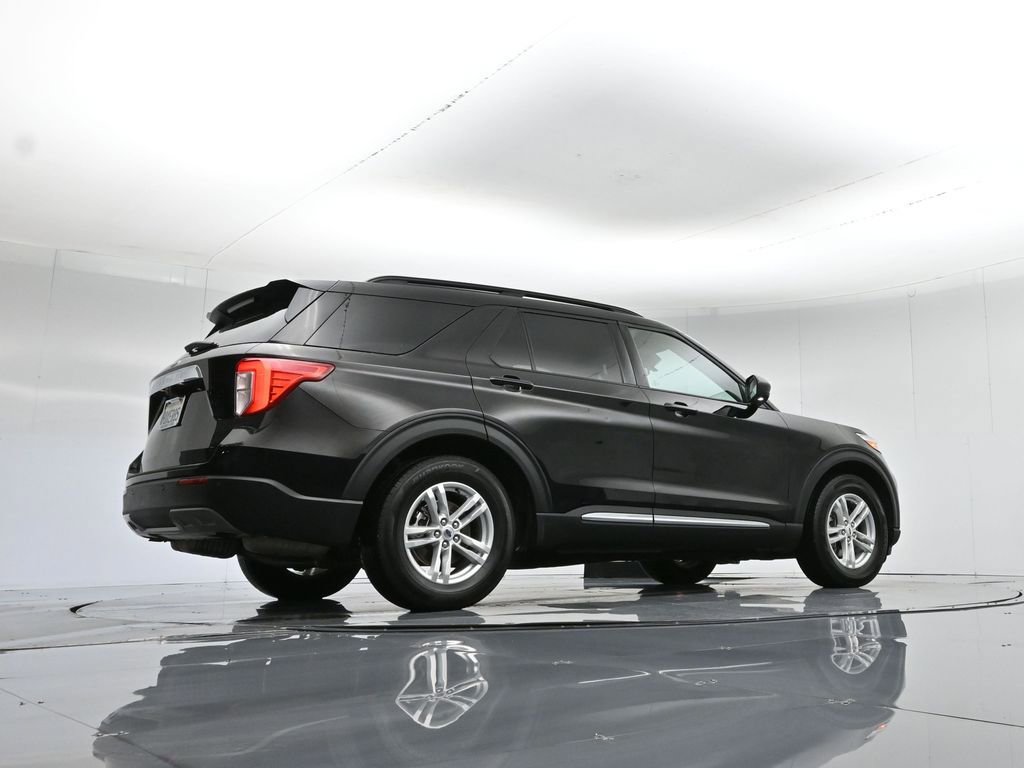 Used 2022 Ford Explorer XLT w/ Equipment Group 202A image 53