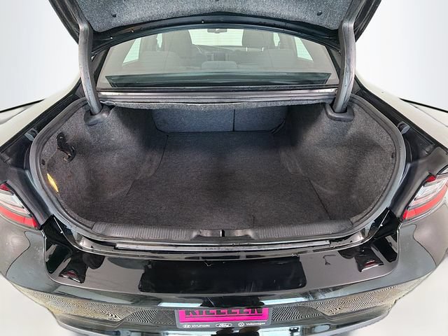 Used 2023 Dodge Charger R/T w/ Performance Handling Group RWD image 25