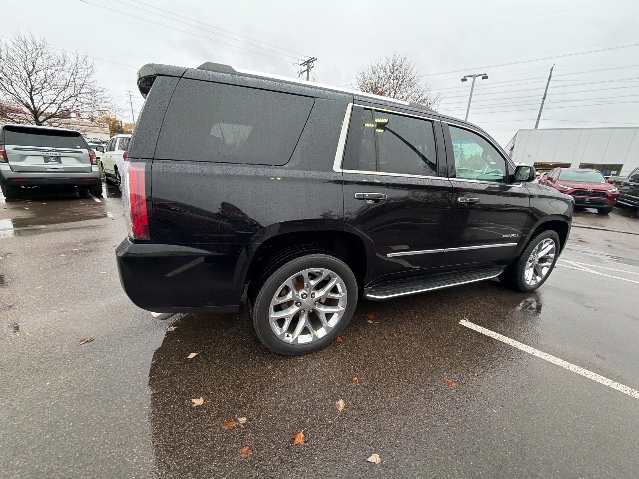 Used 2018 GMC Yukon Denali w/ Open Road Package AWD/4WD image 35