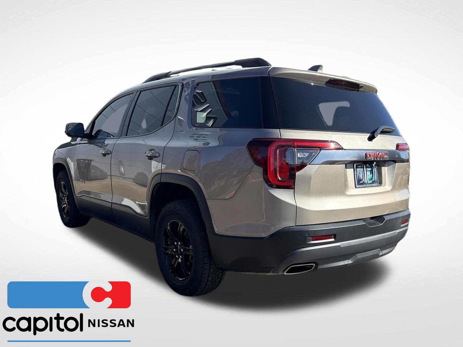 Used 2023 GMC Acadia AT4 w/ Technology Package AWD/4WD image 7