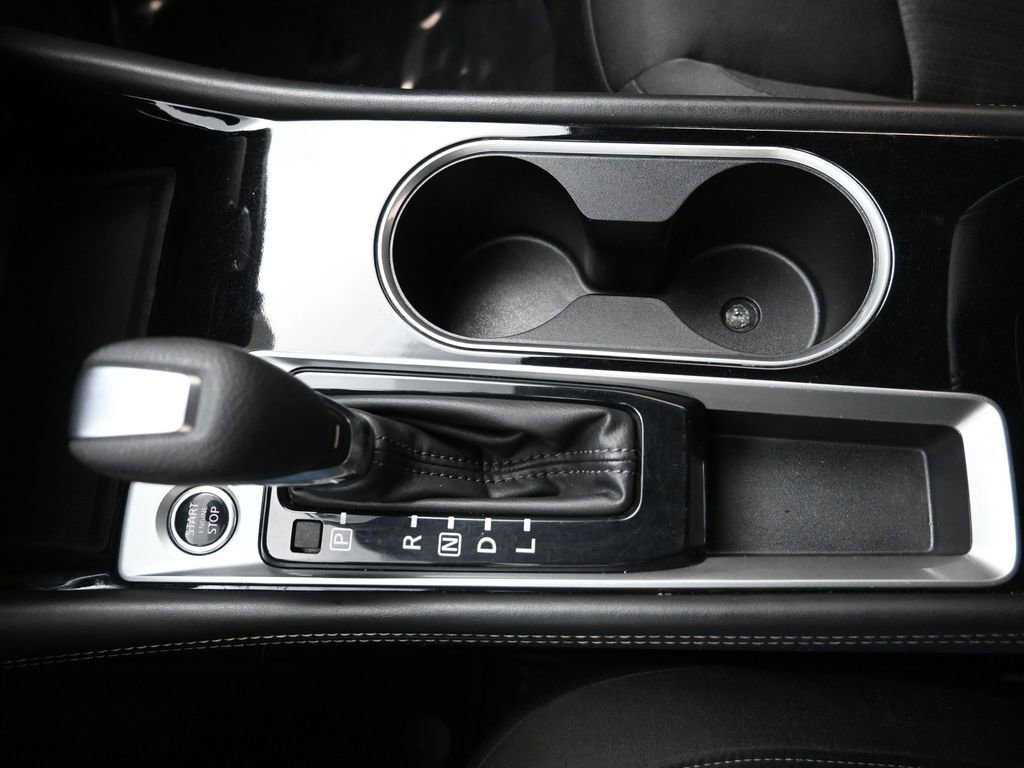 Used 2023 Nissan Altima 2.5 SV image 18