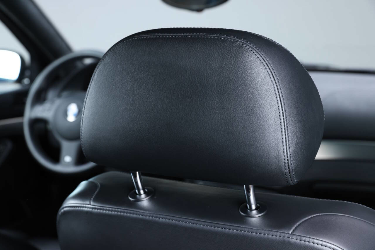 Used 2002 BMW M5 image 83