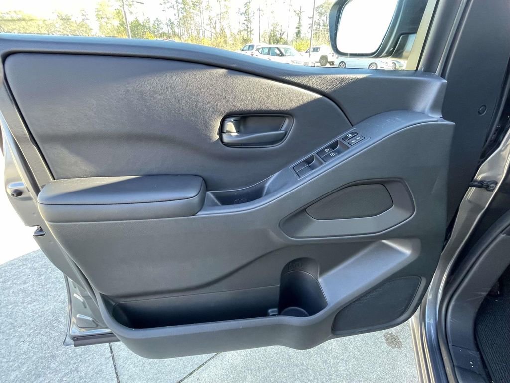 Used 2026 Nissan Frontier S w/ S Utility Package image 14