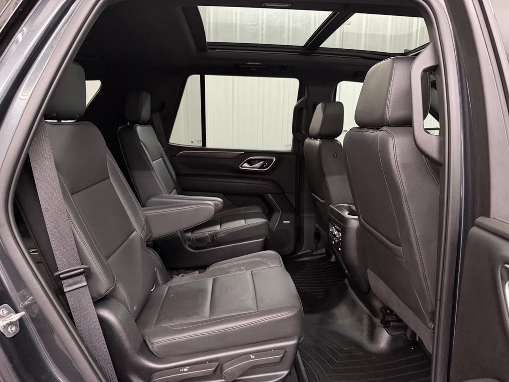 Used 2022 Chevrolet Tahoe Z71 w/ Luxury Package AWD/4WD image 49