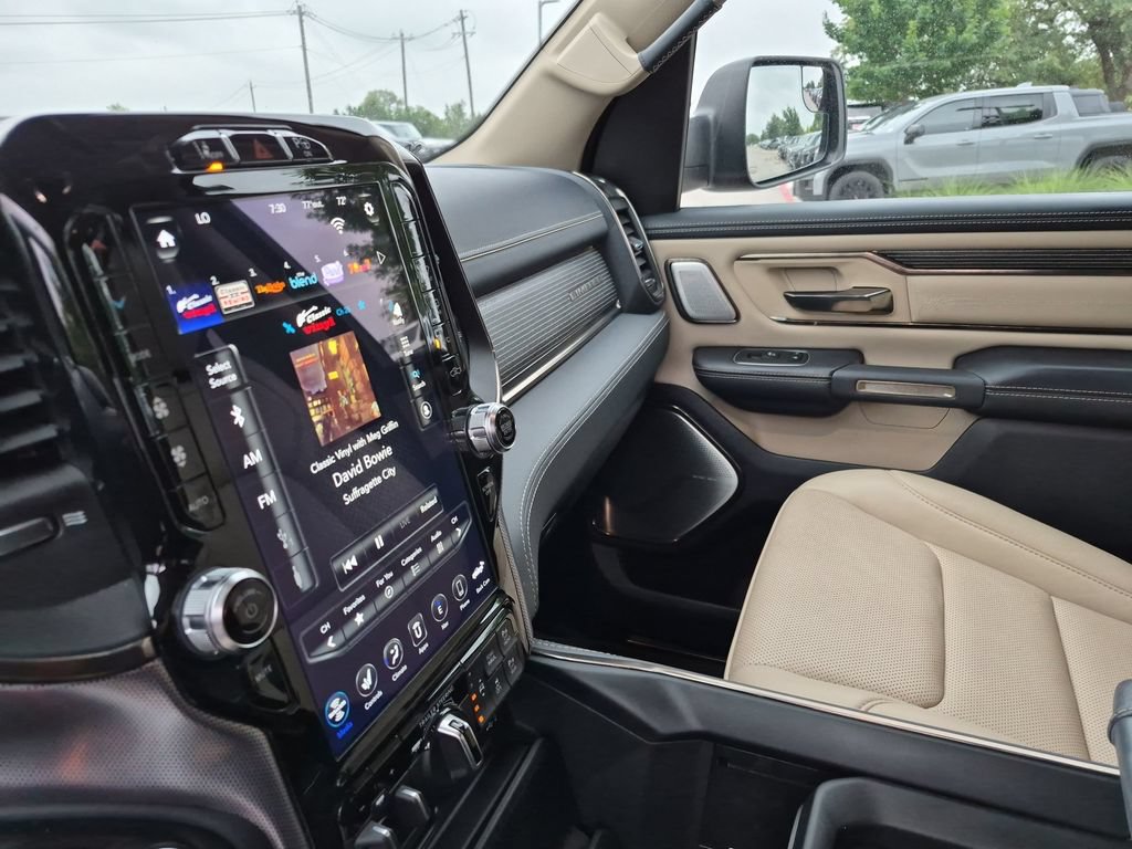Used 2021 RAM 1500 Limited AWD/4WD image 23